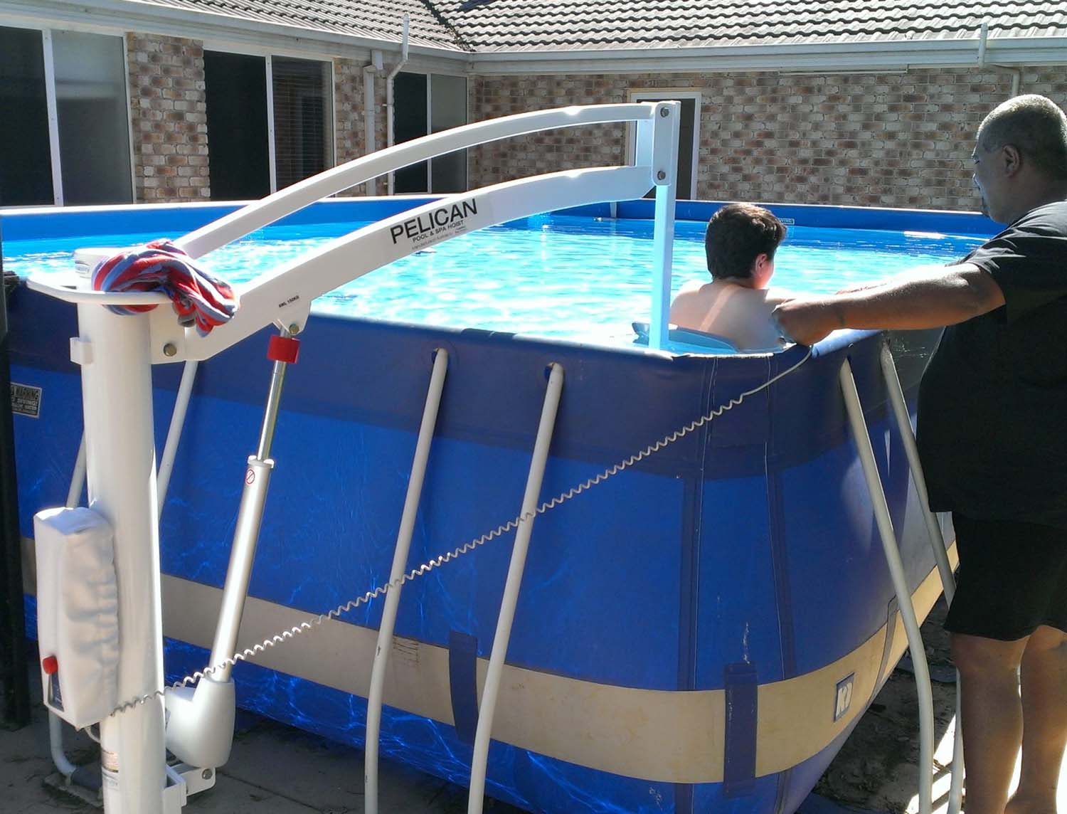 Pelican Pool/Spa Hoist Para Mobility